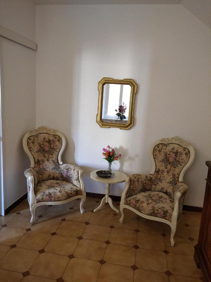 Casa Mariuccia A Due Passi Dal Mare Daire Finale Ligure Dış mekan fotoğraf